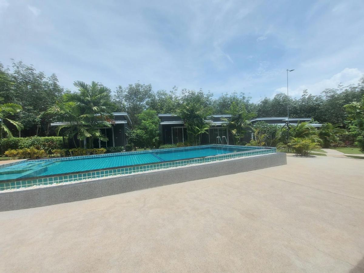 The Herbal Khao Lak Buitenkant foto